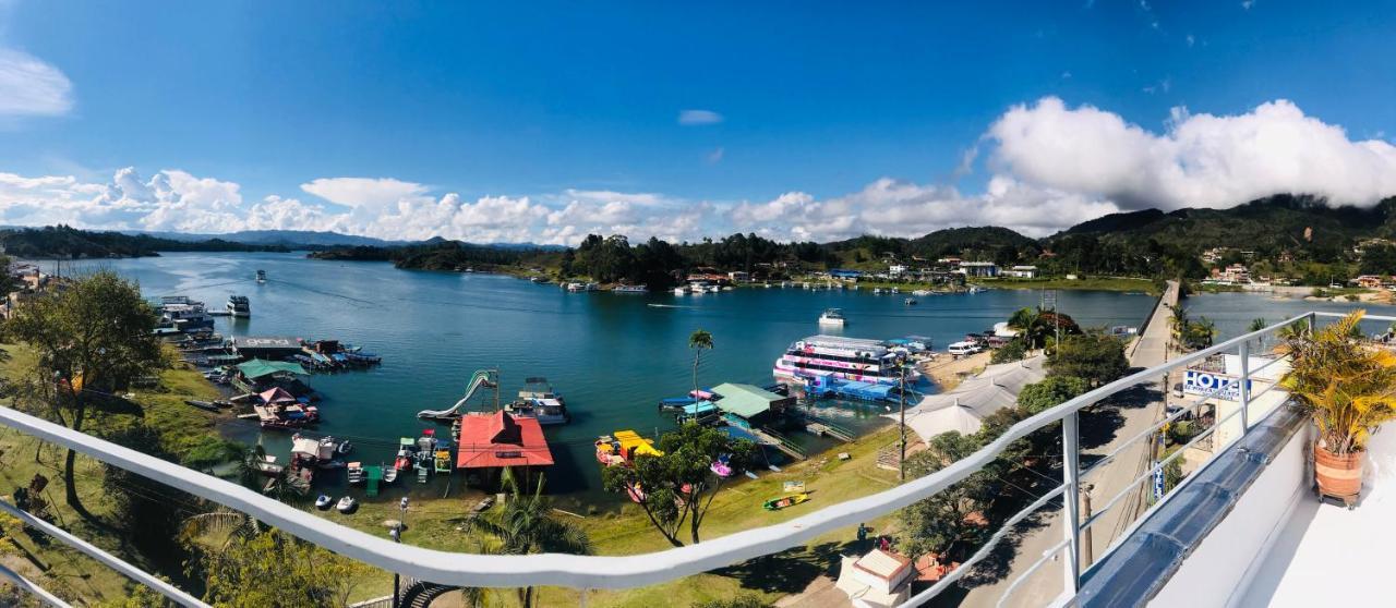 Aptos Vista Al Embalse, Frente Al Lago, Restaurantes, Bares Guatape Luaran gambar