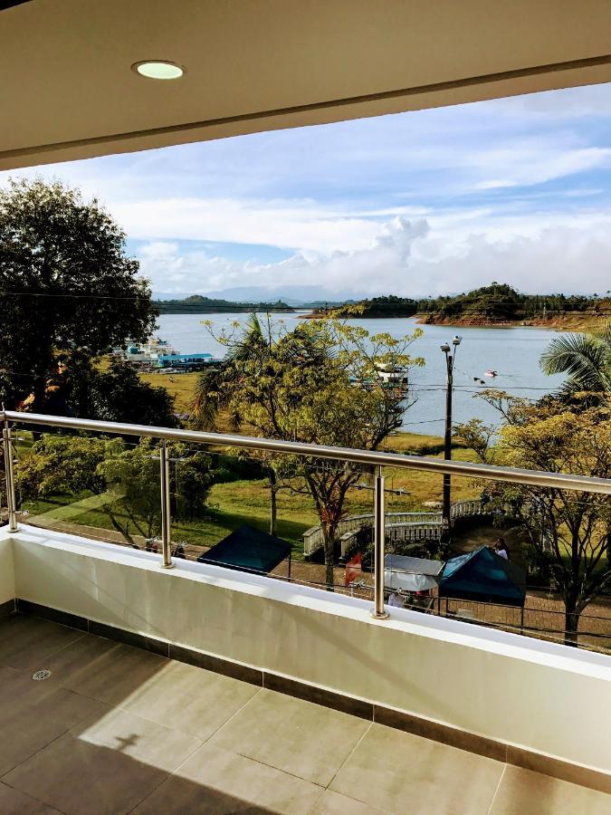 Aptos Vista Al Embalse, Frente Al Lago, Restaurantes, Bares Guatape Bilik gambar